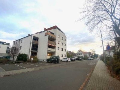 Ingelheim " Neue Mitte";  Ruhige 3,5 Zimmer Wohnung mit PKW-Stellplatz und 2 Balkonen..