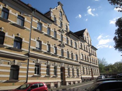 großzügiges Dachgeschoßapartment mit Blick über die Stadt Plauen *mit Einbauküche*