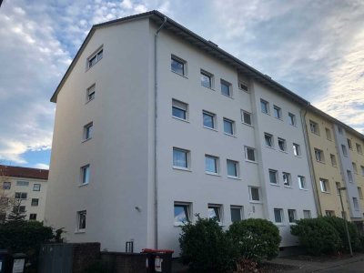 STUDIEREN IN DER OSTSTADT = SANIERTE UND VOLL MÖBLIERTE STUDENTENWOHNUNG MIT SÜDBALKON