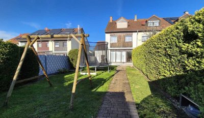 Modernes Reihenendhaus mit Garage in ruhiger Lage