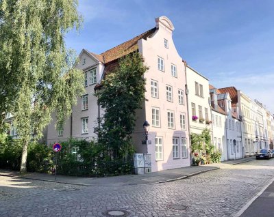 Historische Schönheit: 4-Zimmer-Wohnung im Herzen der Lübecker Altstadt