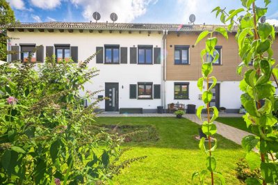 Modernes Reihenmittelhaus mit stilvollem Ambiente und gepflegtem Garten