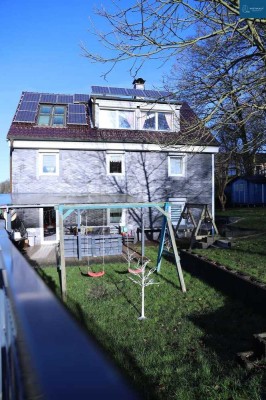 Ein saniertes und großes Premium Haus mit PV Anlage und einem Riesengarten in Wuppertal Langerfeld