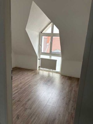 **Preisanpassung** 2 Zimmer - Stadtwohnung im ruhigen Wohn- und Geschäftshaus