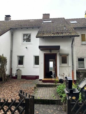 Erstbezug nach Sanierung: freundliches Haus mit vier Zimmern in Kassel