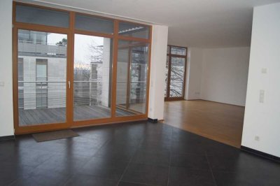 2-Zimmer-Wohnung mit Balkon in der Schloss-Residenz Bensberg, Bergisch Gladbach