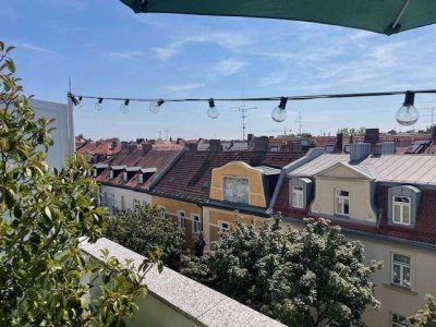 Über den Dächern von Schwabing - top saniertes 1-Zi-Penthouse-Dachterrassen-Apartment - Vermietet !