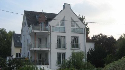 Möblierte Luxuswohnung in Frankfurt mit Skyline- Blick