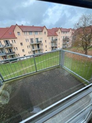 Helle 2 Zimmerwohnung mit Balkon