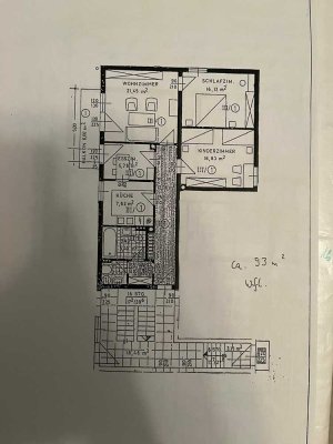 Erstbezug nach Sanierung mit Balkon und Einbauküche: Stilvolle 3-Raum-Hochparterre-Wohnung