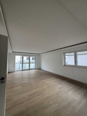 Neuwertige 4-Zimmer-Wohnung mit Balkon in Bürstadt