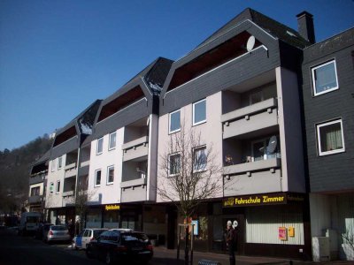 Schöne 3-Zimmer-Wohnung mit Balkon in Kirn