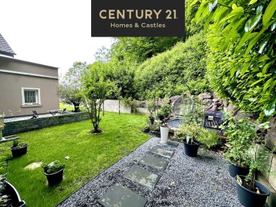 Luxus Neubauwohnung mit Terrasse und wunderschönem Garten