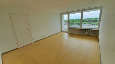 Exklusive, modernisierte 2-Raum-Wohnung mit EBK in Oberschleißheim