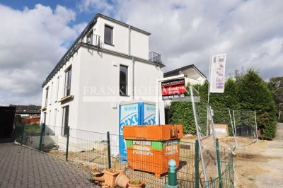 Moderne 2,5-Zimmer- Maisonettewohnung mit Dachterrasse in Hamburg-Bramfeld