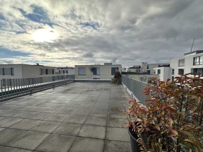 Sonnige Penthouse-Wohnung mit Süd-Terrasse und EBK