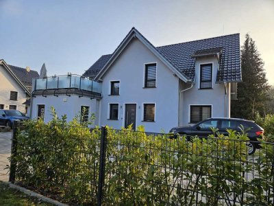 Zweitbezug mit Dachterrasse und Garten: freundliche 4-Zimmerwohnung in ruhiger Zentrumslage