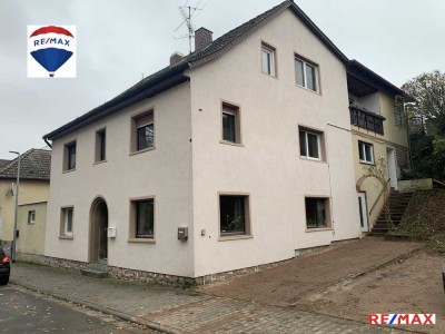 Einfamilienhaus mit Einliegerwohnung