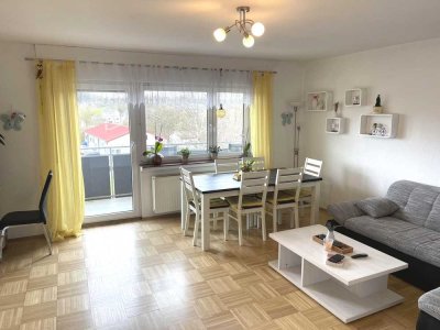 Schöne 3 Zimmer-Wohnung im 6-Familienhaus