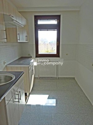 Gepflegte 4 Zimmer ETW mit südseitigen Balkon!