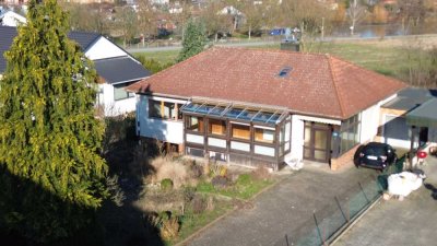 Bungalow mit Wintergarten und Garage im Norden von Herzogenaurach