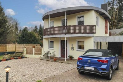 Gepflegtes 3-Zi.-Zuhause mit Garten, Carport und Nebengebäuden