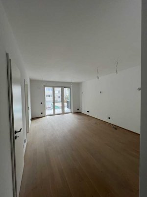 NEUBAU Erstbezug 2-Raum-Wohnung mit luxuriöser Innenausstattung mit Balkon