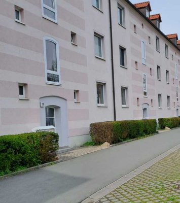 Schöne 2-Zimmer-Wohnung mit Balkon und Wohnküche in Jena