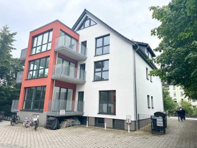 Neubau-Erstbezug / hochwertige 3 Zi.- Whg. mit Wintergarten und 2 Balkonen