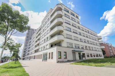 Perfekt für die ganze Familie! EG-Wohnung mit 2 Bädern, 2 Terrassen + großer Küche auf 165 m²!