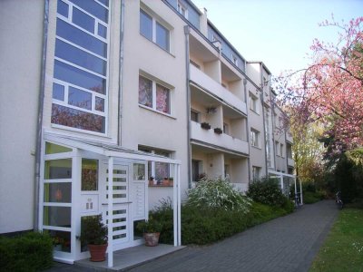 3-Zimmer-Wohnung mit Balkon in grüner Lage!