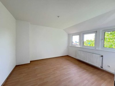 Lichtdurchflutete 3 Zimmer Wohnung mit neuem Bad in Hänigsen