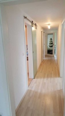 Moderne 3-Zimmer-DG-Wohnung mit EBK in Rutesheim