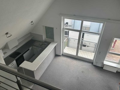 Lichtdurchflutete 2,5 Zimmer Maisonette-Wohnung in Flein