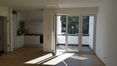 Neuwertige 2-Raum-Wohnung mit Balkon und Einbauküche in Trier-Ost