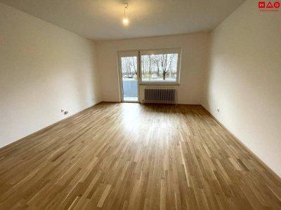 Sofort zu beziehen! Großzügige 2-Raum-Wohnung mit Loggia und Parkplatz in Oed/Bindermichl!