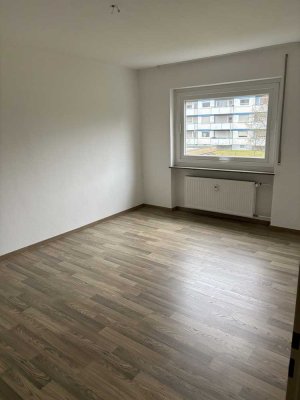 Helle 3-Zimmer-Wohnung mit Balkon & EBK in Bamberg