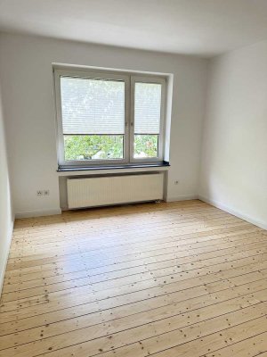 Schöne Altbauwohnung in der City