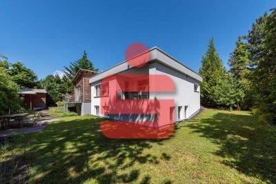 Exklusiver Bungalow in begehrter, ruhiger Wohnlage mit großem Garten