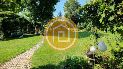 Wohnen und Arbeiten - großes Anwesen mit herrlichem Garten