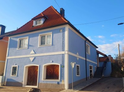 EHEMALIGES WINZERHAUS MIT JEDER MENGE WOHNRAUM UND VIEL CHARME ALS IHR ZUKÜNFTIGES TRAUMHAUS