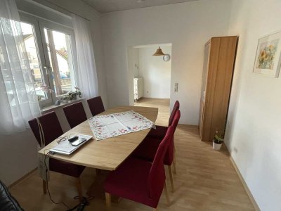 Barrierefreie helle 2 ½ Zimmer EG-Wohnung mit Terrasse in Altenwohnanlage in Wiernsheim