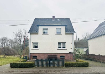 Gemütliches Einfamilienhaus mit Scheune und großem Grundstück!