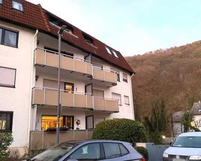 Gepflegte 3-Zimmerwohnung mit Balkon / Hochparterre - Sicht zur Wolfsburg