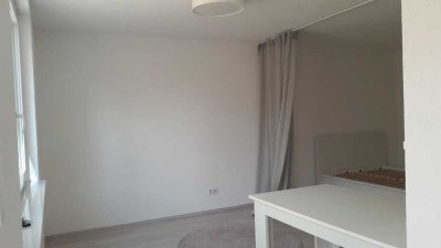 Neuwertige 2-Raum-Wohnung mit kleiner Terrasse und Einbauküche in Nagold-Vollmaringen-72202