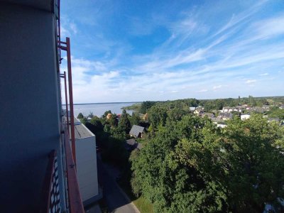 Stilvolle, modernisierte 1-Zimmer-Wohnung mit Balkon und EBK in Wunstorf