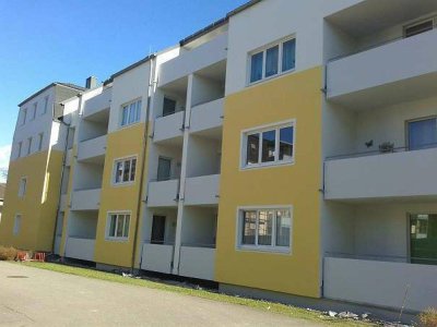 Helle, geräumige 3-Zimmer Wohnung mit Loggia in bekannter Wohnlage in Ried