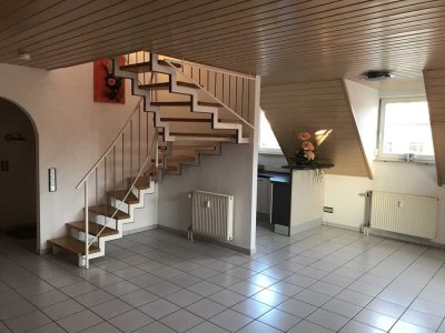 Exklusive 3,5-Zimmer-Maisonette-Wohnung im Herzen von Sindelfingen