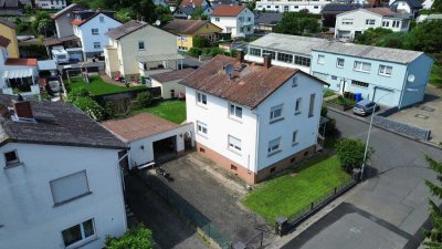 Freistehendes EFH mit Garten und Garage / Möglichkeit als Kapitalanlage