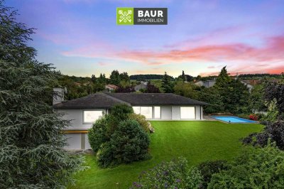 360° I Repräsentative Bungalow-Villa mit Pool und ELW auf imponierenden Grundstück mit unverbaubaren